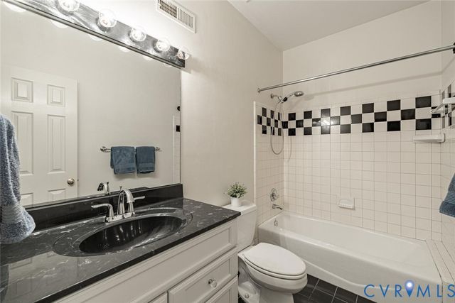 11466 Barrington Bridge Ct, Henrico, VA 23233