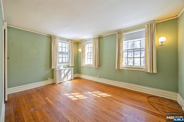 76 Forest Road, Tenafly, NJ 07670