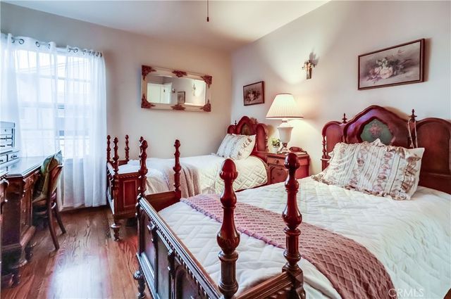 10441 W Zamora, Los Angeles, CA 90002