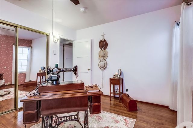 10441 W Zamora, Los Angeles, CA 90002