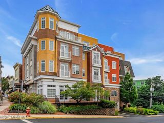 11 Wharf Avenue 5, Red Bank, NJ 07701