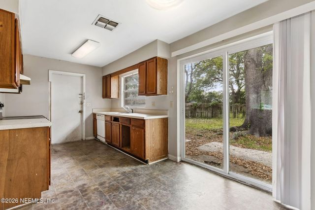 8049 LAMB Court, Jacksonville, FL 32244