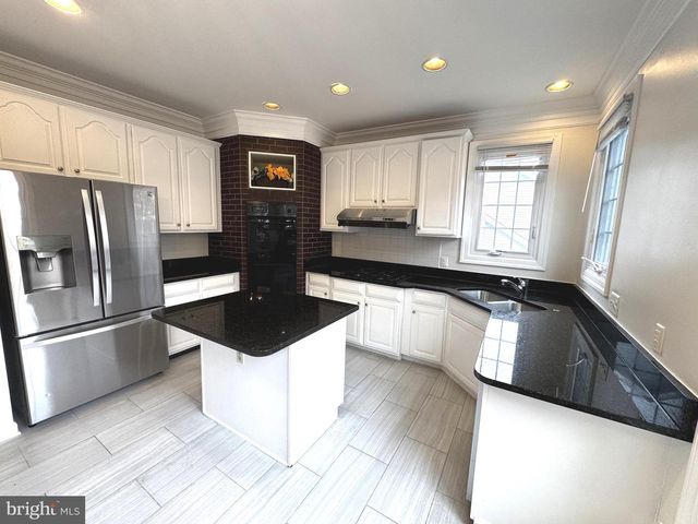 125 MISSION DR, Gaithersburg, MD 20878