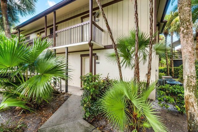 13334 Polo Club Road 206, Wellington, FL 33414