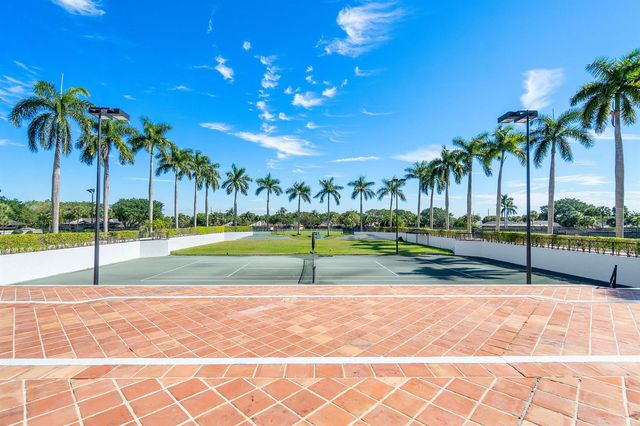 13334 Polo Club Road 206, Wellington, FL 33414