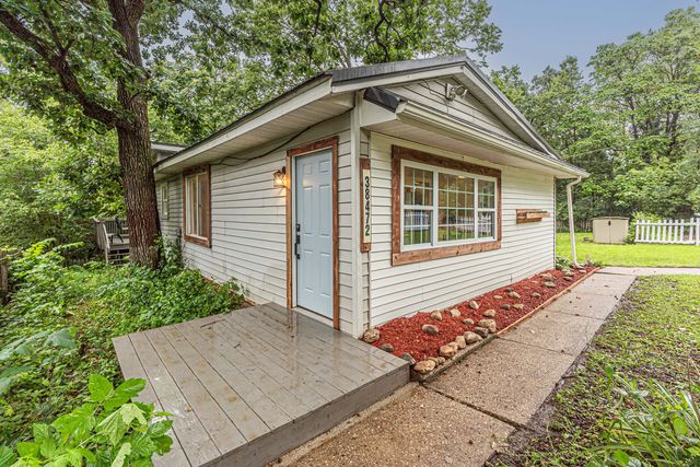 38472 N 4th Avenue, Spring Grove, IL 60081