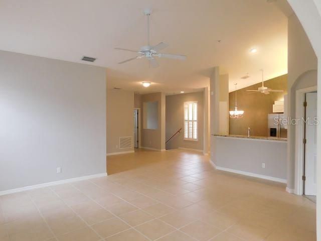1669 MONARCH DRIVE 204, Venice, FL 34293