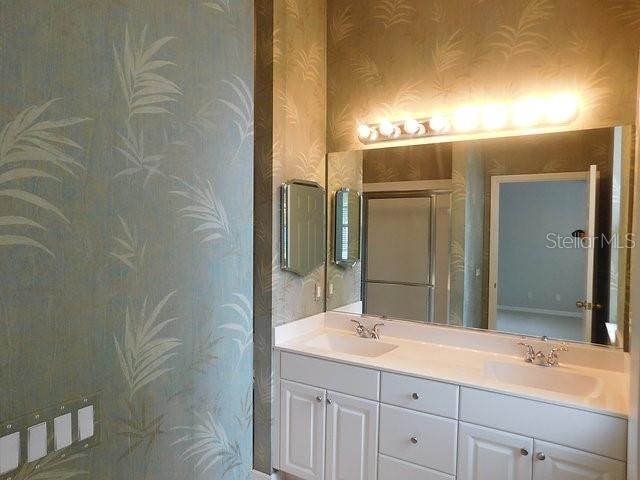 1669 MONARCH DRIVE 204, Venice, FL 34293