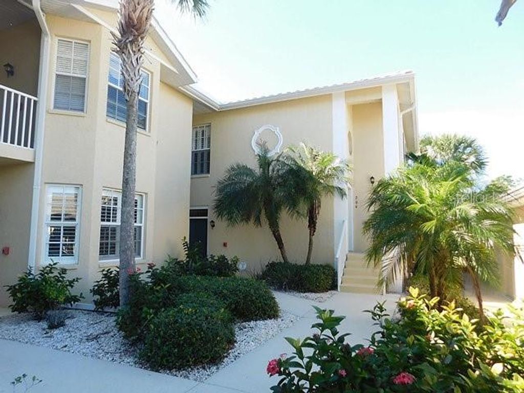 1669 MONARCH DRIVE 204, Venice, FL 34293