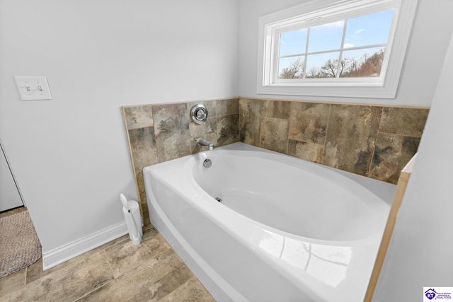 22 Dunraven Drive, Rineyville, KY 40162