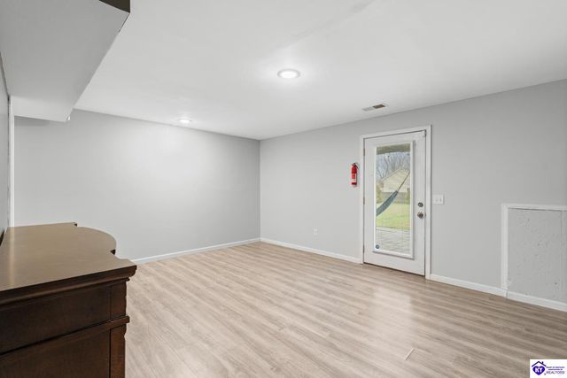 22 Dunraven Drive, Rineyville, KY 40162