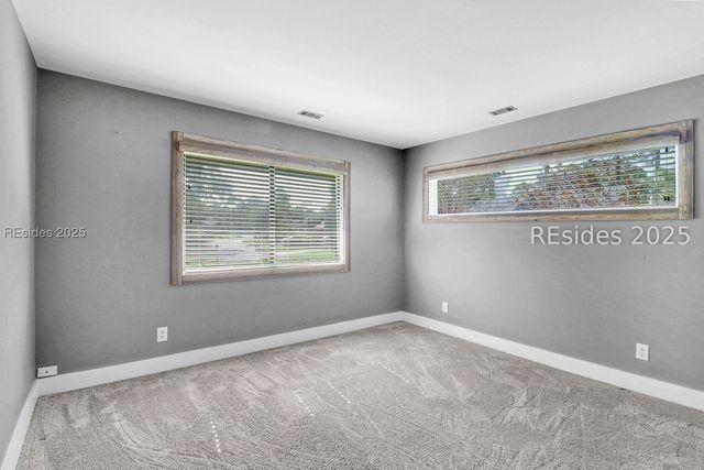 16 Fawn Ln, Hilton Head Island, SC 29928