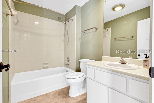 16 Fawn Ln, Hilton Head Island, SC 29928