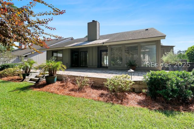 16 Fawn Ln, Hilton Head Island, SC 29928