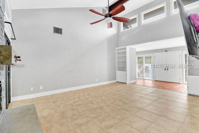 16 Fawn Ln, Hilton Head Island, SC 29928