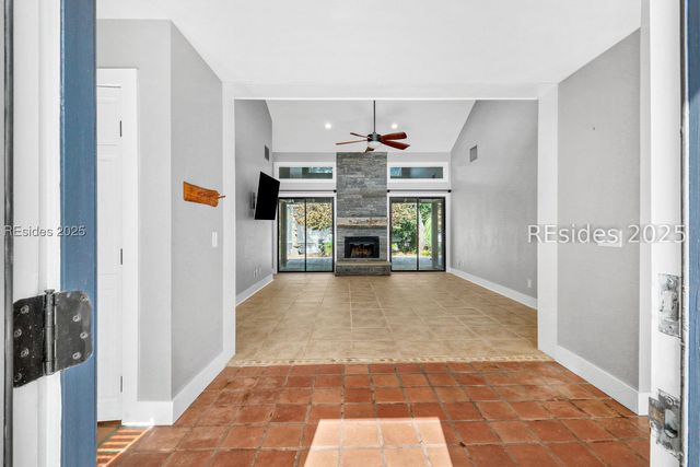 16 Fawn Ln, Hilton Head Island, SC 29928