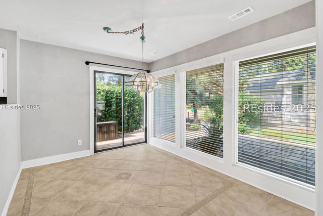 16 Fawn Ln, Hilton Head Island, SC 29928