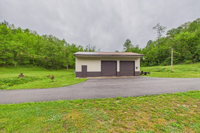 10007 US-421, Mckee, KY 40447