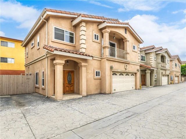 14026 Lemoli, Hawthorne, CA 90250