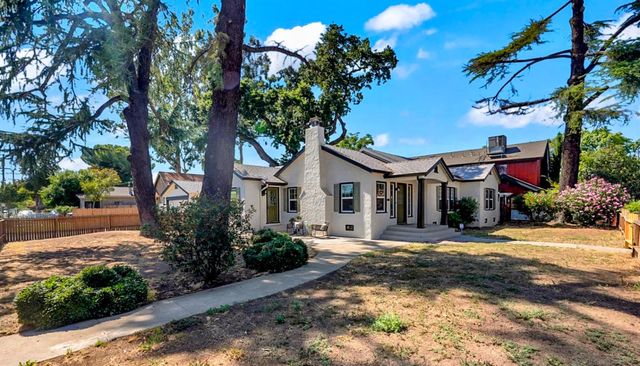 131 Loma Vista Way, Modesto, CA 95354
