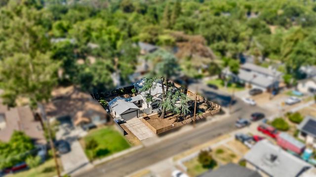 131 Loma Vista Way, Modesto, CA 95354