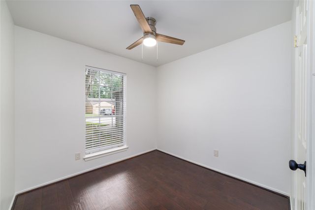 26 S White Pebble Court, The Woodlands, TX 77380