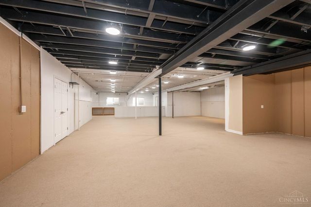 9034 Amy Marie Drive, West Chester, OH 45069