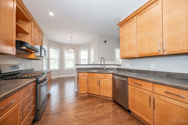 9034 Amy Marie Drive, West Chester, OH 45069