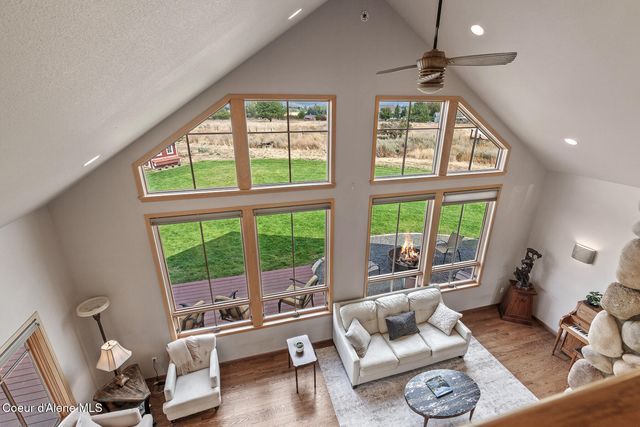 8808 E GREEN BLUFF RD, Colbert, WA 99005