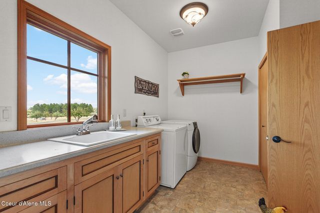 8808 E GREEN BLUFF RD, Colbert, WA 99005