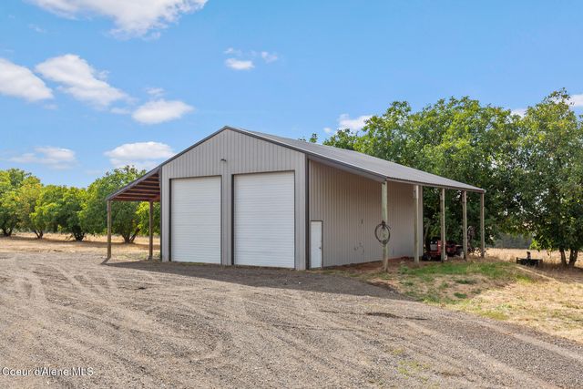 8808 E GREEN BLUFF RD, Colbert, WA 99005