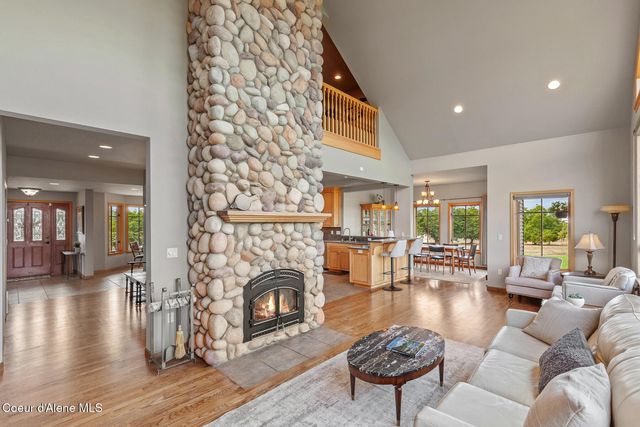8808 E GREEN BLUFF RD, Colbert, WA 99005