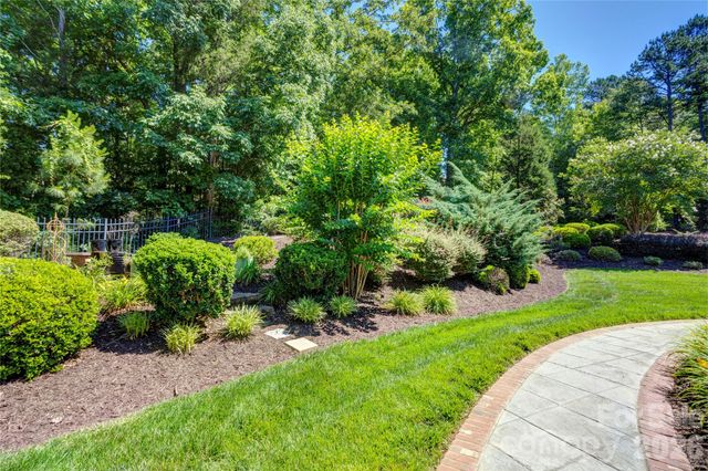 6005 Willowood Road, Kannapolis, NC 28081