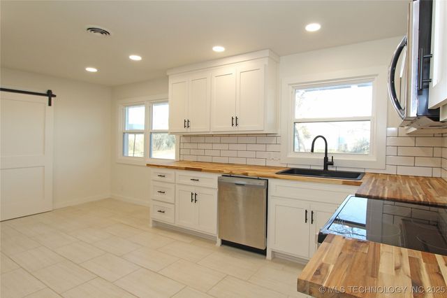 4018 Morgan Avenue, Bartlesville, OK 74006