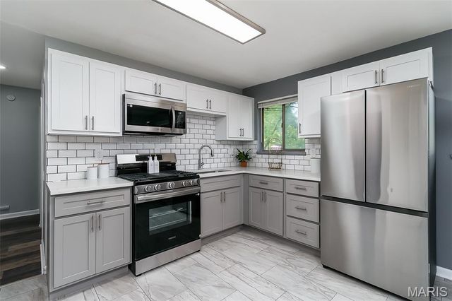 10269 Dacey Drive, Dellwood, MO 63136