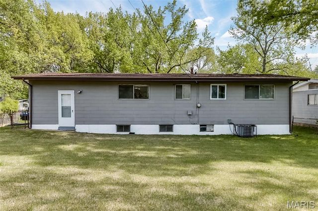 10269 Dacey Drive, Dellwood, MO 63136