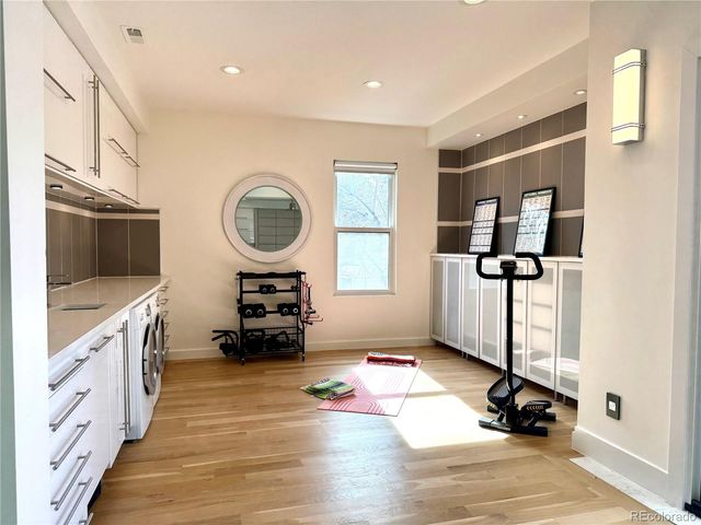 451 Hudson, Denver, CO 80220