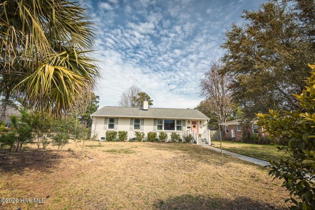 2401 Westminister Way, Wilmington, NC 28405