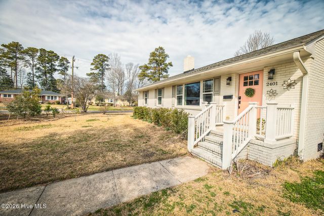 2401 Westminister Way, Wilmington, NC 28405