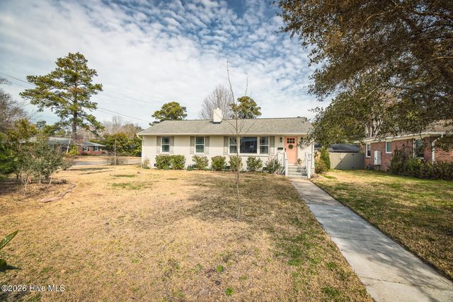 2401 Westminister Way, Wilmington, NC 28405