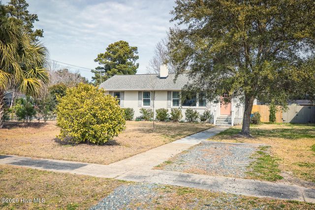 2401 Westminister Way, Wilmington, NC 28405