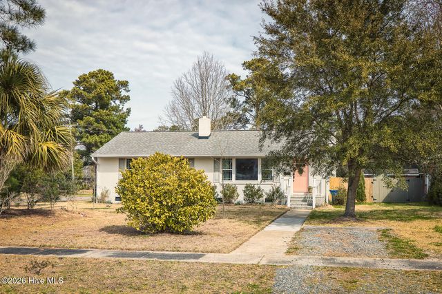 2401 Westminister Way, Wilmington, NC 28405