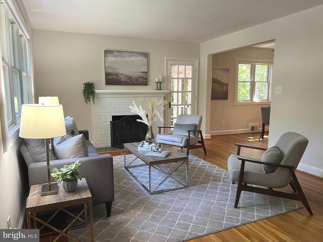 3100 N TORONTO ST, Arlington, VA 22213