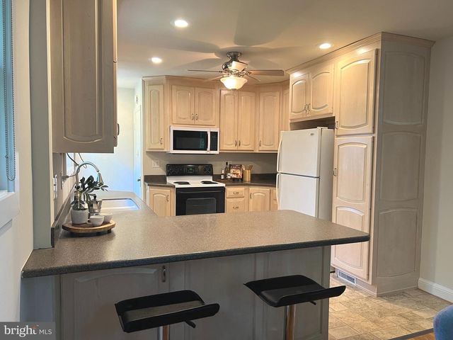 3100 N TORONTO ST, Arlington, VA 22213