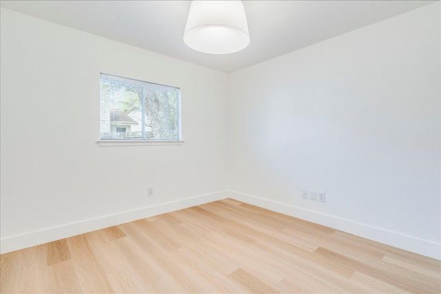 13000 Meadowheath CV, Austin, TX 78729