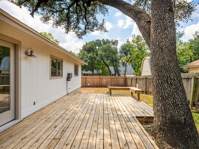 13000 Meadowheath CV, Austin, TX 78729