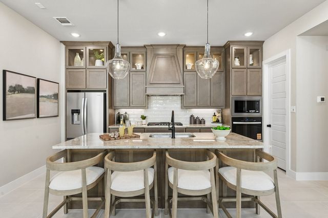 1003 Goldenrod Drive, Justin, TX 76247