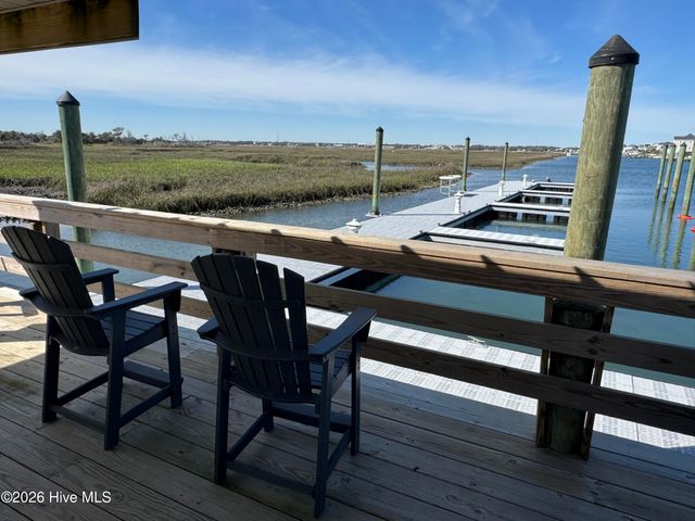 602 W Fort Macon Road 116, Atlantic Beach, NC 28512