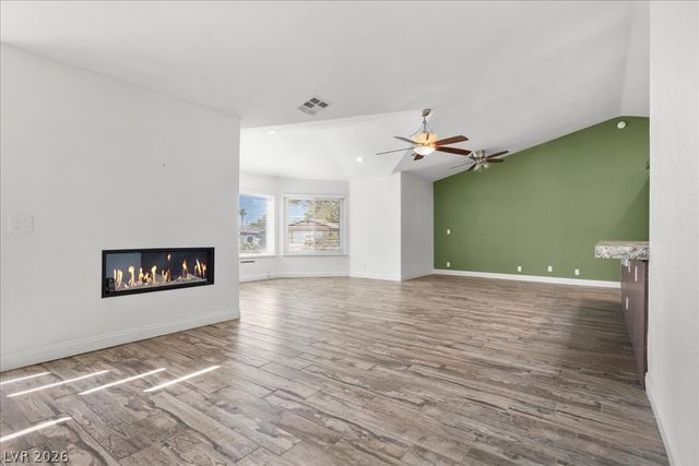 7650 Cowboy Trail, Las Vegas, NV 89131
