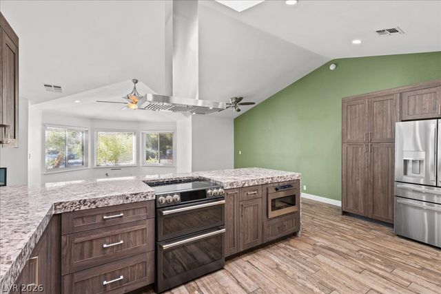 7650 Cowboy Trail, Las Vegas, NV 89131